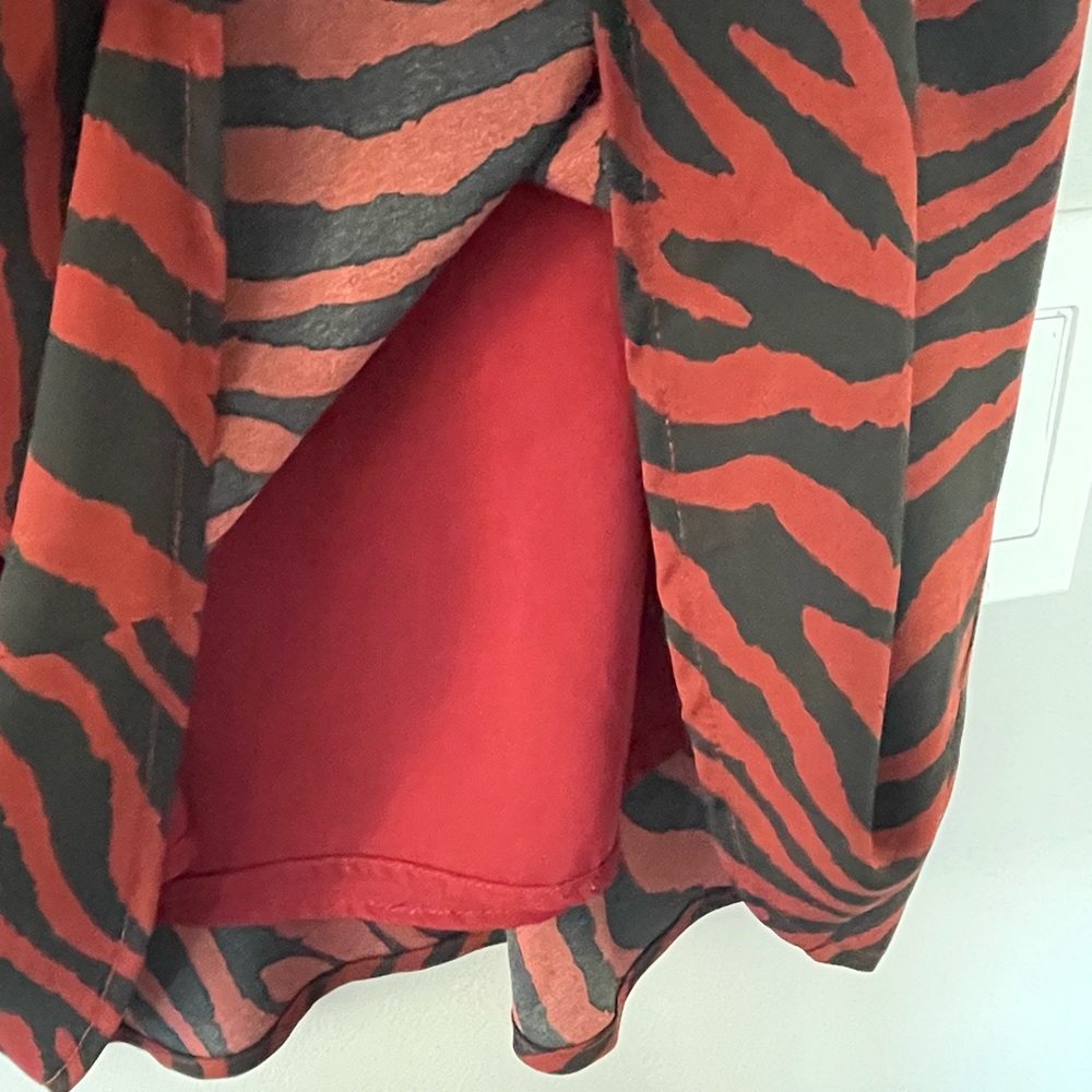 Sadie & Sage Animal Print Midi Red/Burgundy Women’s Professional Flowy Skirt - Picture 6 of 6